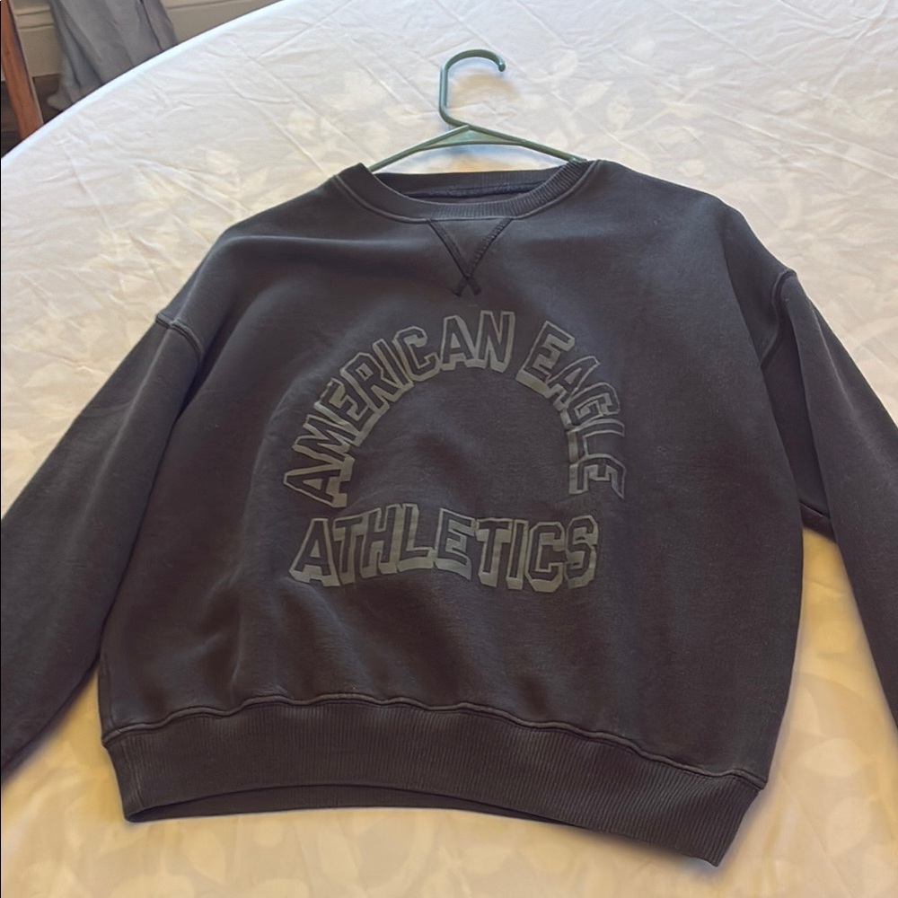 American Eagle Outfitters Men's Black Sweater